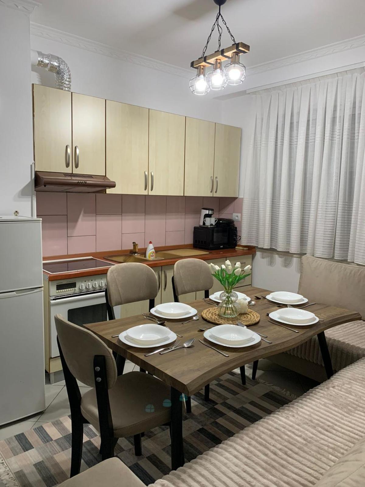 Ridi'S Comfort Apartment 2 Shkodër Екстериор снимка